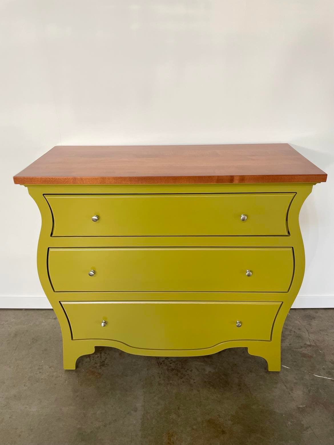 BOMBAY DRESSER // Curved dresser with drawers